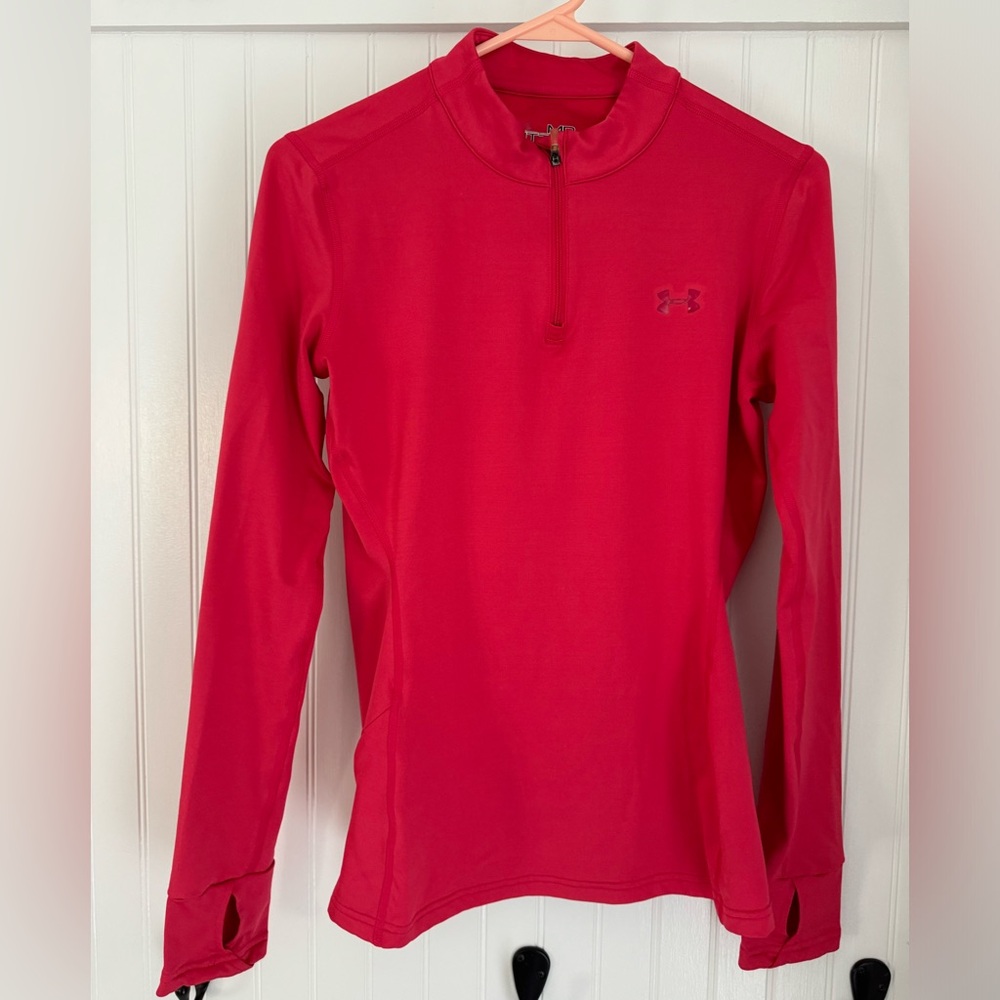 Under Armour cold gear, women's size x-small 1/2 zip work out top. Color pink